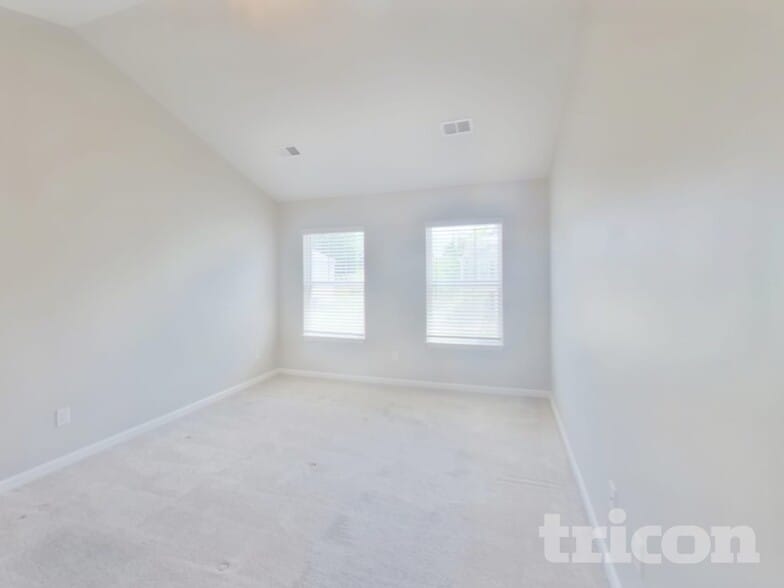 Building Photo - 283 Millen Dr