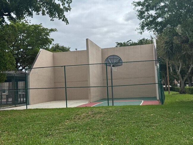 Building Photo - 1761 NW 96th Terrace