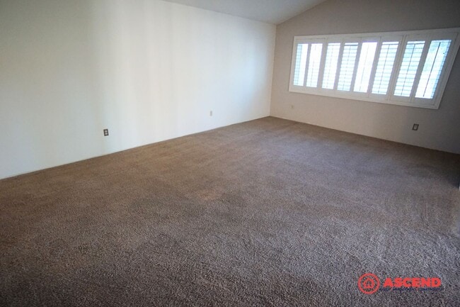 Building Photo - Gorgeous Home in Stockdale Park!