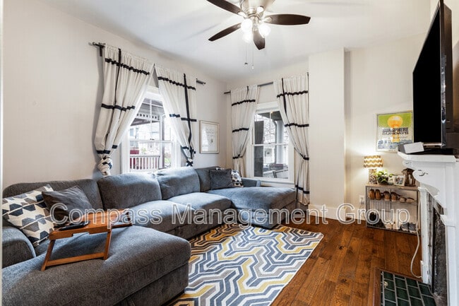 Building Photo - 625 Luttrell St