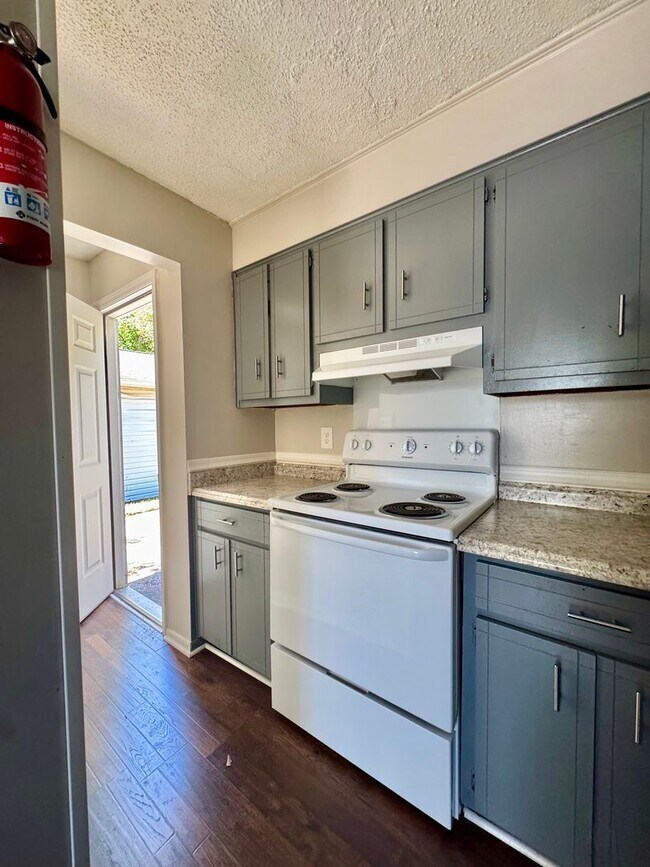 Building Photo - Cozy Living in a Quiet Augusta Community