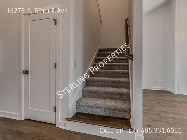 Building Photo - 16278 S 89th E Ave