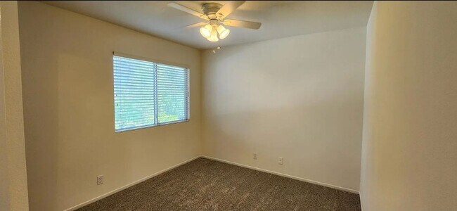 Building Photo - Beautiful Home in the Heart of Mission Viejo!