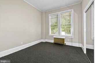 Building Photo - 102 Hainesport Lumberton Rd