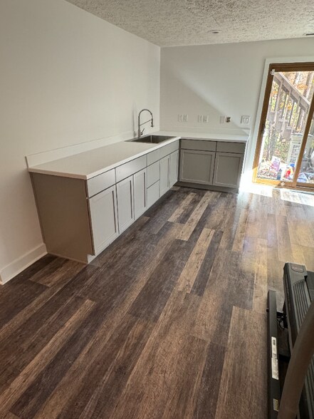 Building Photo - 8413 La Habra Ln