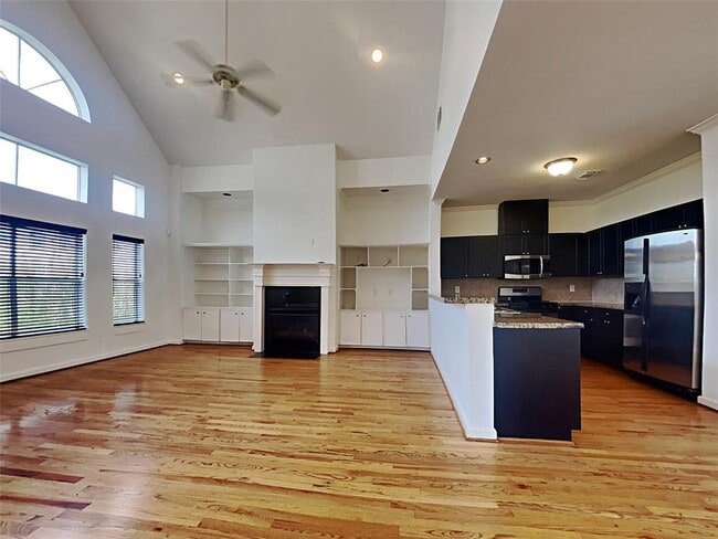 Building Photo - 5343 Kiam St