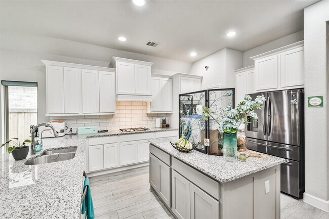 Building Photo - 15018 Concho River Wy