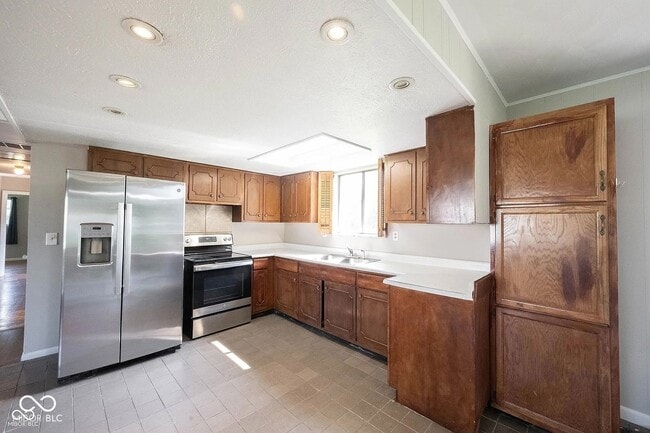 Building Photo - 13907 E 117th St