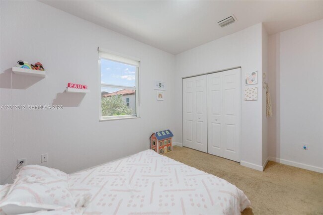 Building Photo - 9101 SW 169th Pl