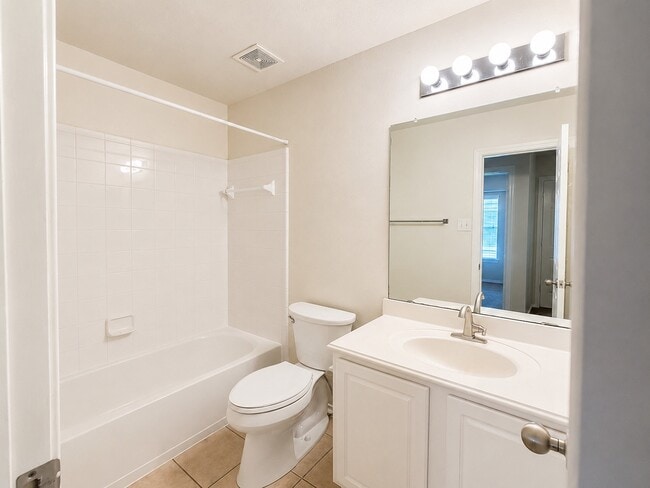 Building Photo - 11850 Ramla Place Trail