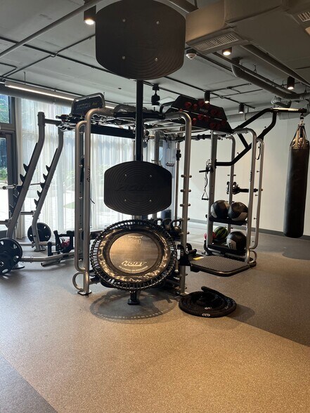 Building Photo - 111 NW 27th St