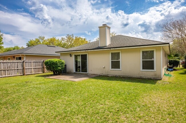 Building Photo - Great Rental in Litchfield at OakLeaf Plan...
