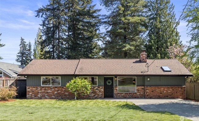 Primary Photo - 4Bd/1.75Ba Seattle House