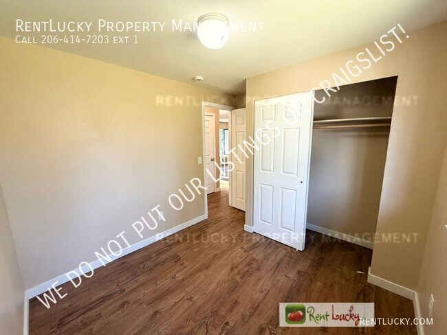 Building Photo - 2516 S 284th St