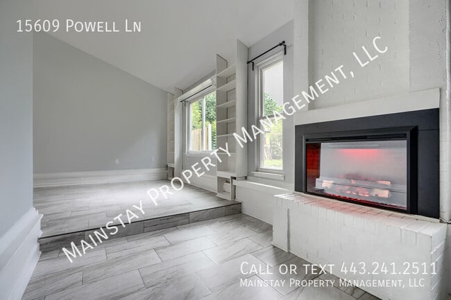 Building Photo - 15609 Powell Ln