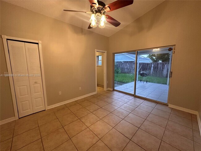 Building Photo - 12781 SW 146th Ln