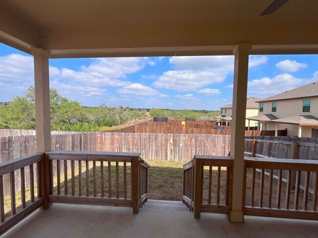 Building Photo - Luxury Duplex | 3 Bed/2 Bath | 1-Story | Covered Deck | Near Randolph AFB & Ft Sam