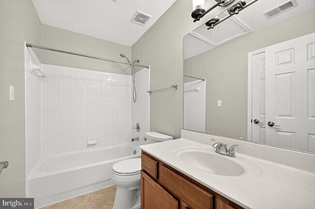 Building Photo - 8381 Millwood Dr