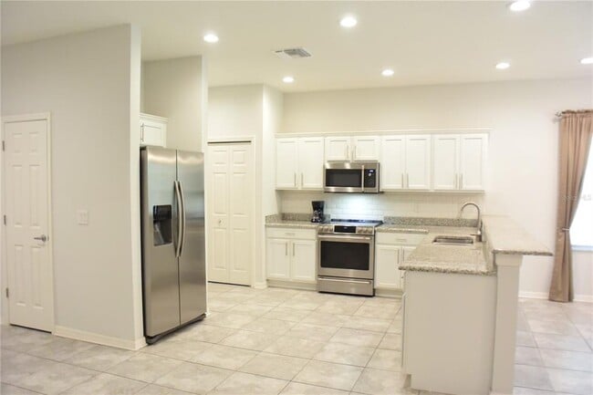 Building Photo - 1213 Grantham Dr