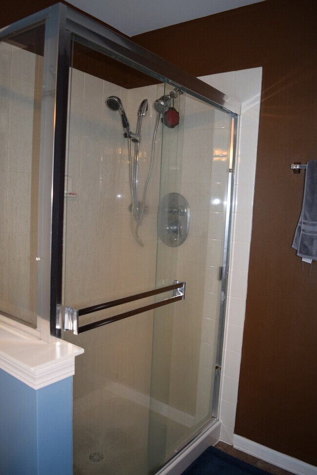 Building Photo - 2146 Cabrillo Ln