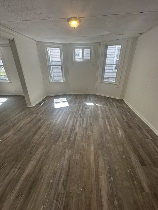 Building Photo - 2180 W 83rd St