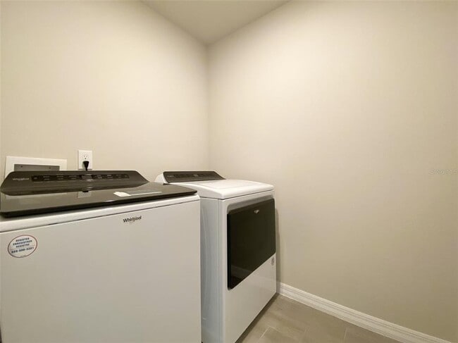 Building Photo - 755 Legacy Dr