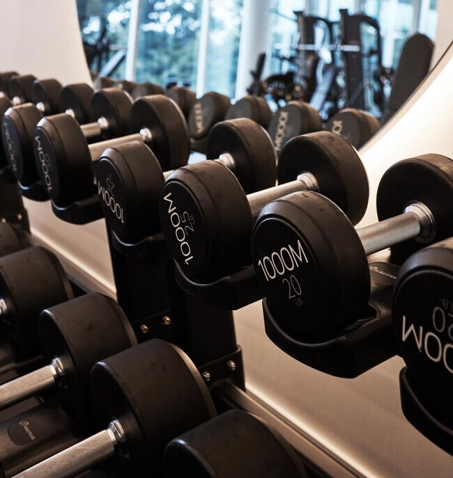 Building Photo - 1000 S Michigan Ave