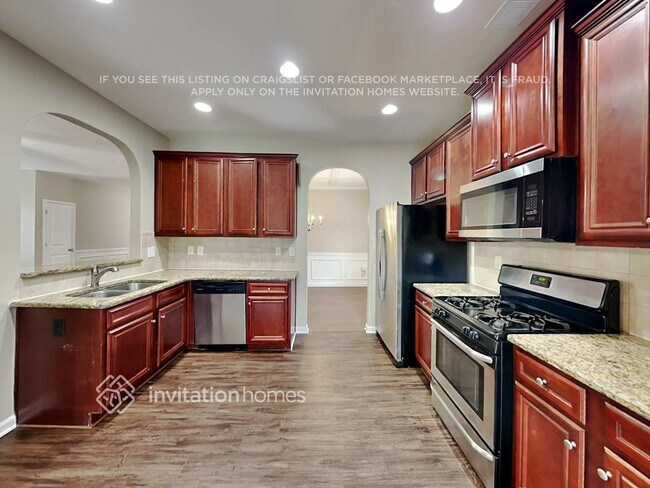 Building Photo - 777 Sunset Down Ct SW