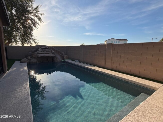 Building Photo - 25706 122nd Ave