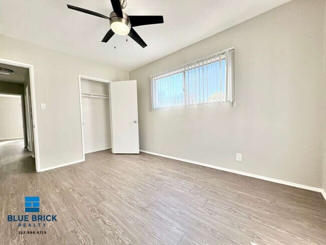 Building Photo - 5315 Whitsett Ave
