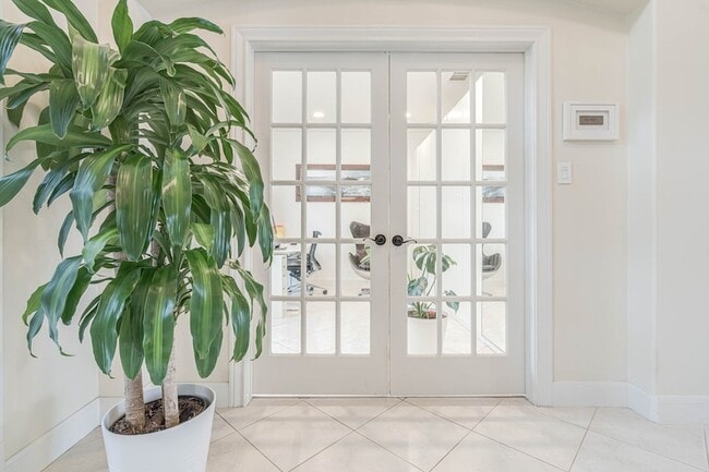 Building Photo - 5103 Mariner's Harbor