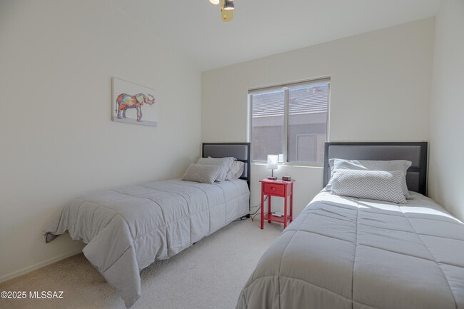 Building Photo - 5357 W Eagle Claws Ct