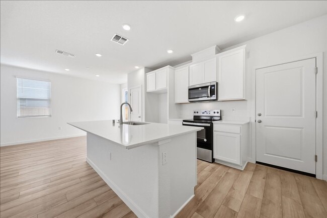 Building Photo - 2416 Interstellar Ln