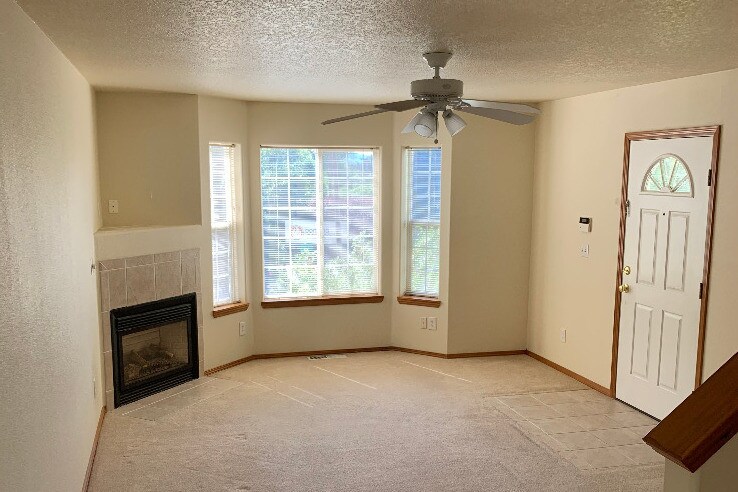 Main Room - 7830 SE 98th Ave