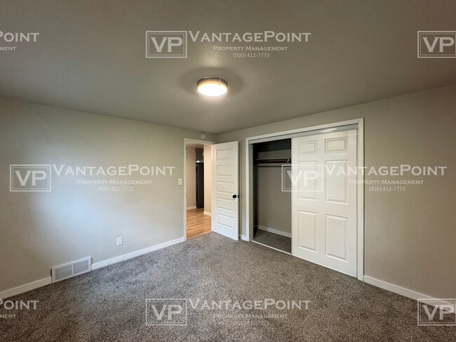 Building Photo - 1643 Birchwood Dr