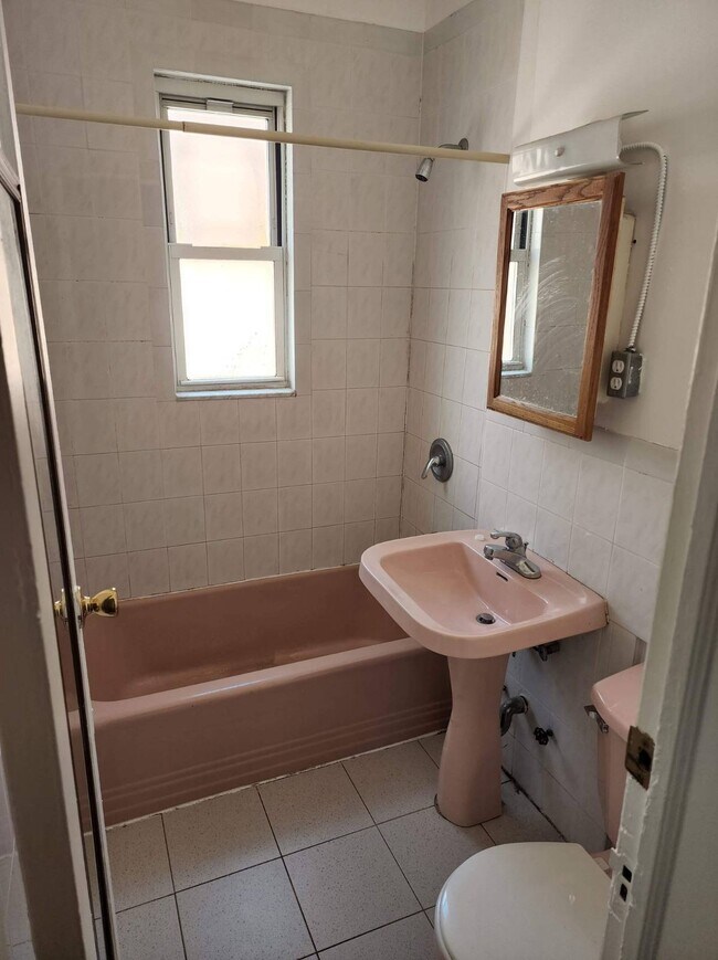 Building Photo - 36-40-40 Crescent St