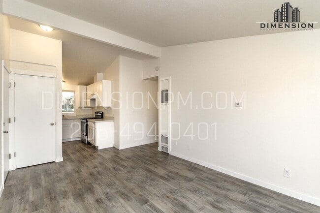 Building Photo - 1014 S State St