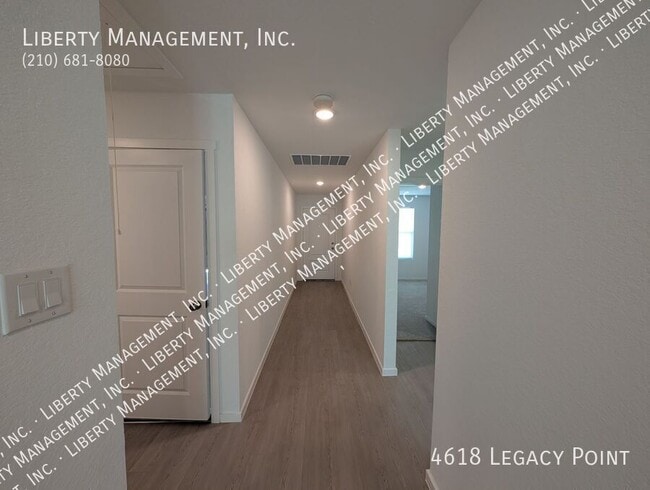 Building Photo - 4618 Legacy Pt