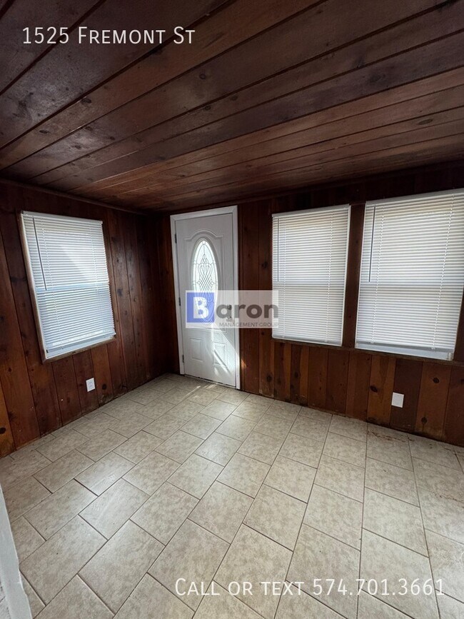 Building Photo - 1525 Fremont St