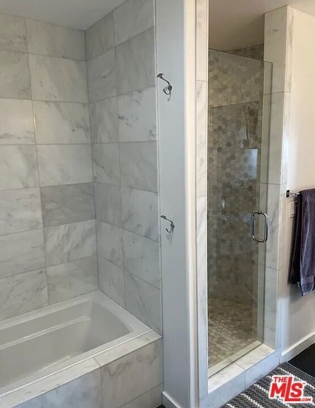 Building Photo - 3320 Two Tree Ave