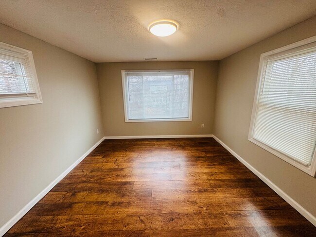 Building Photo - 20151 Crystal