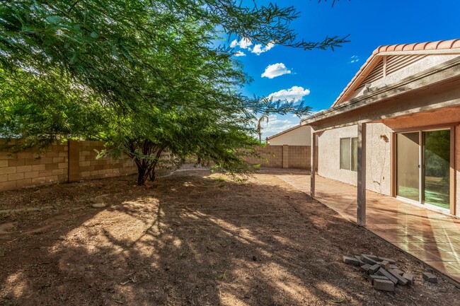 Building Photo - 3 Bedroom, 2 Bath in Gilbert