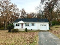 Building Photo - 1452 Elm St