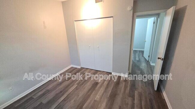 Building Photo - 3039 St Paul Dr