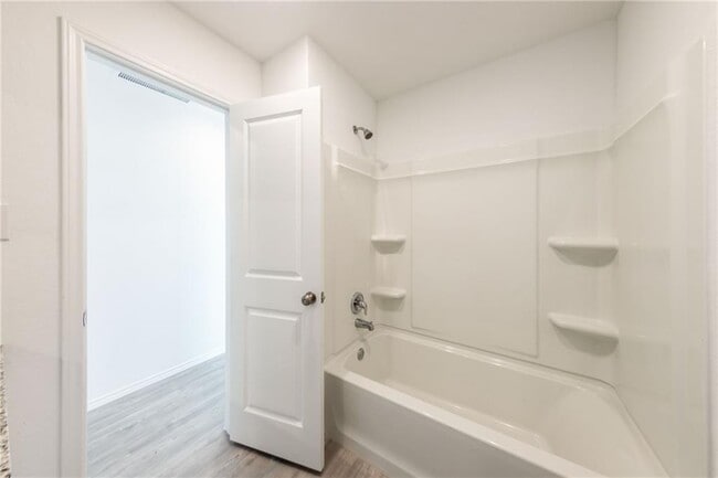 Building Photo - 2867 Rosefinch