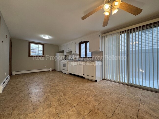 Building Photo - 75 Preston St