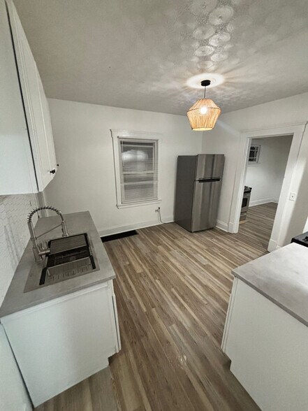 Building Photo - 11813 Soika Ave