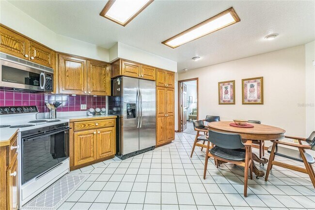 Building Photo - 404 Anderson Dr