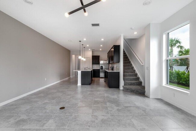 Building Photo - 6096 Rancho Ln