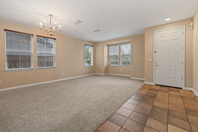 Building Photo - 10228 Pedra Do Sol Way